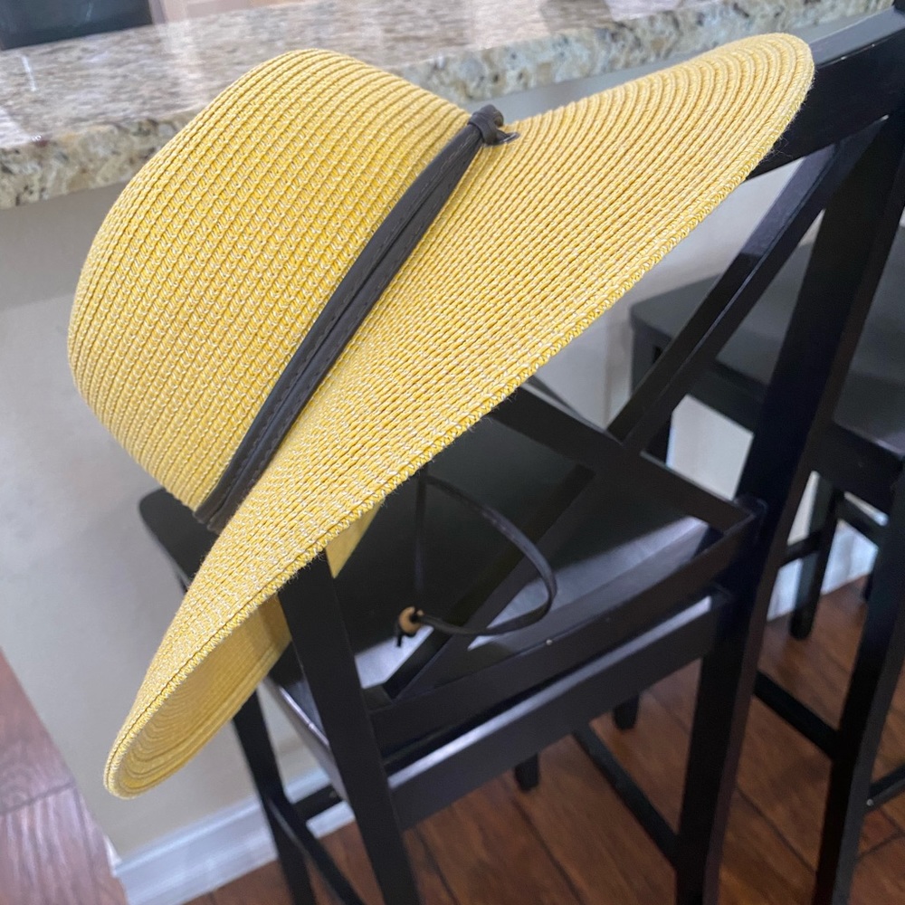 Fun, stylish sun hat. Brand new, never worn.
